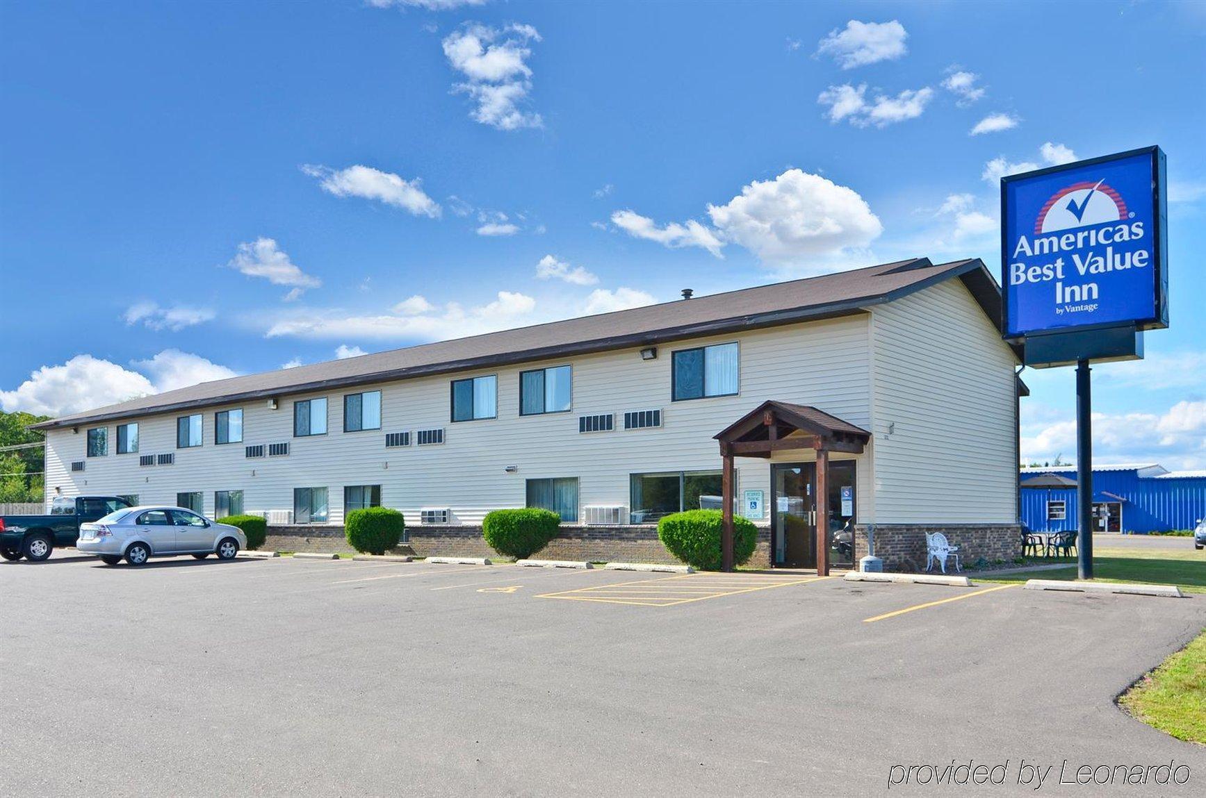 Amerivu Inn Park Falls エクステリア 写真